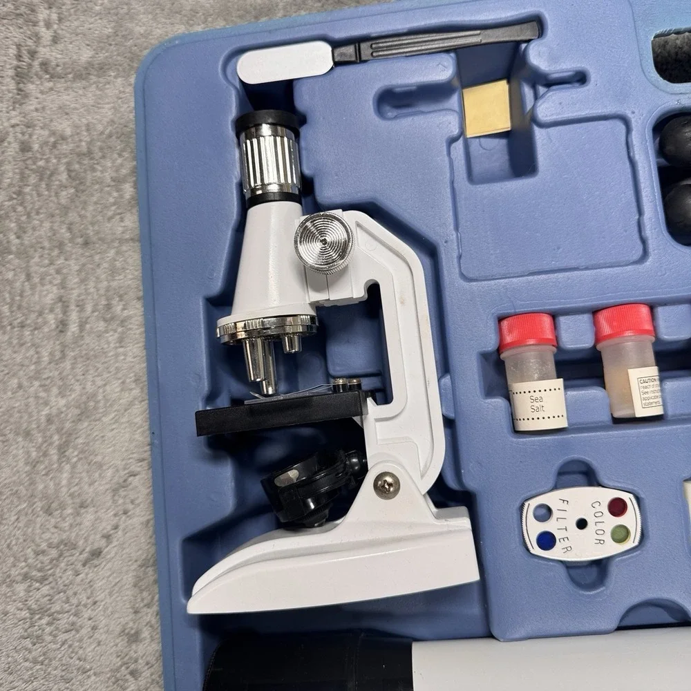 Meade Telescope Kit‎ With Tripod Eyepieces Case Astronomy Starter Set